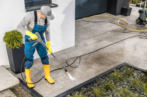 Best Commercial Building Pressure Washing  in Moore Haven, FL